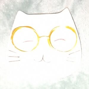 Elegant White and Gold Cat Harness Set